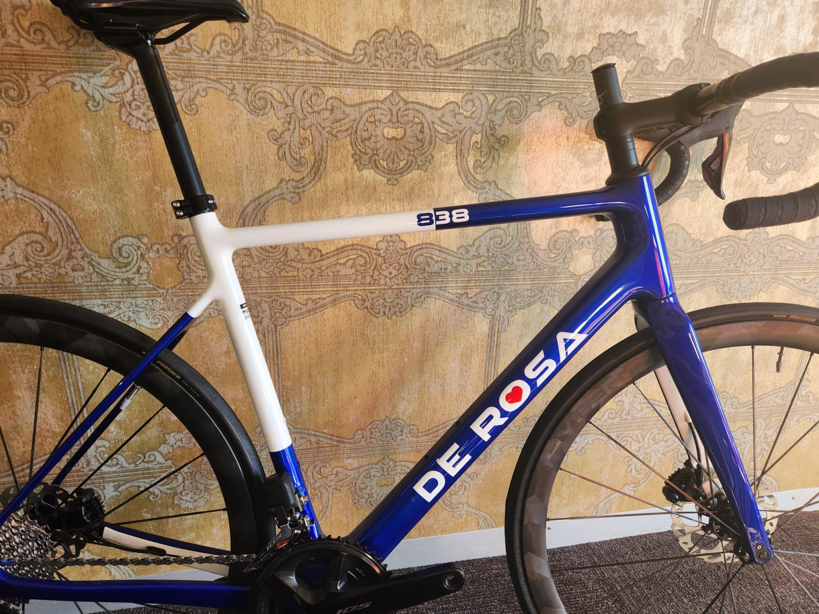 Blue & White De Rosa 838